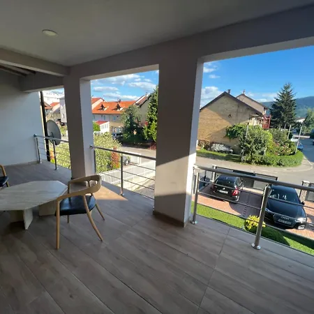Emina Villa